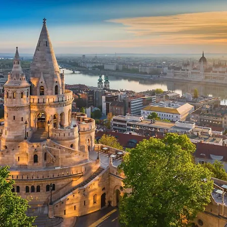 Basilica 9 - Heart Of The Budapest